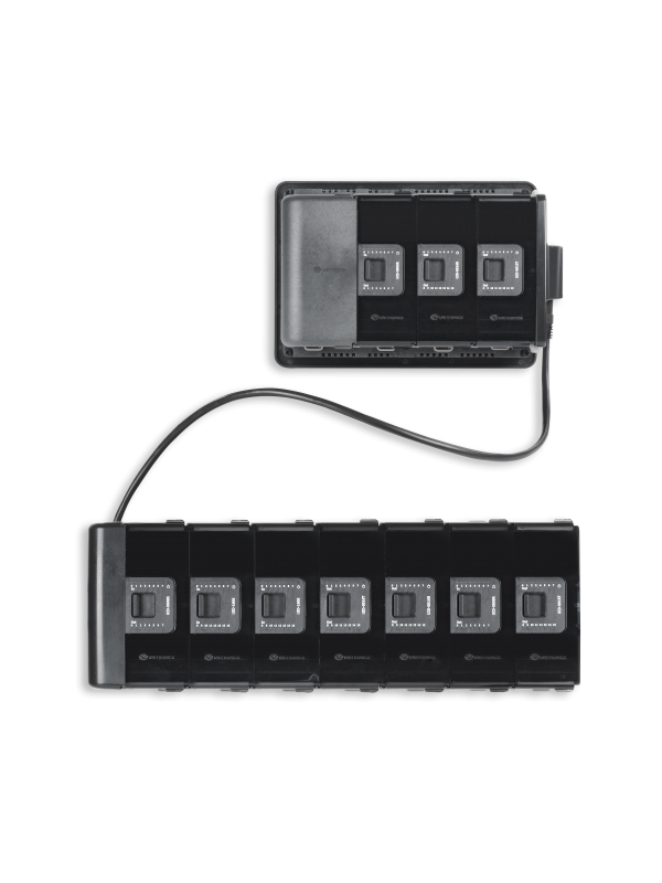 UAG-XK125 Adapter z kablem 1 UAG-XK125 Adapter z kablem 1